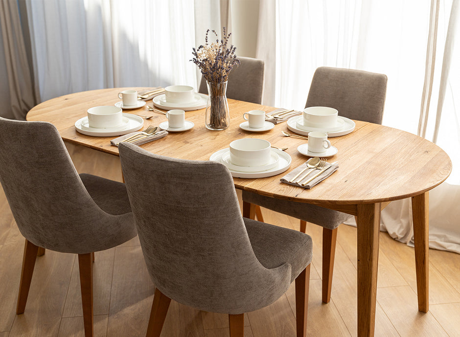 Round oak table 110 cm to 160 cm extendable Orbetello
