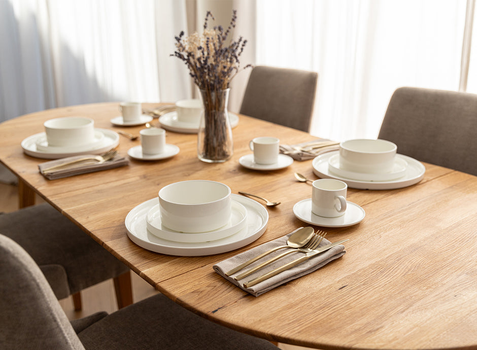 Round oak table 110 cm to 160 cm extendable Orbetello
