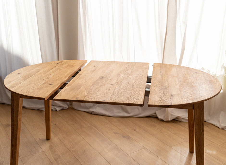 Round oak table 110 cm to 160 cm extendable Orbetello
