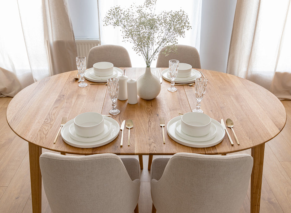 Round oak table 110 cm to 160 cm extendable Orbetello
