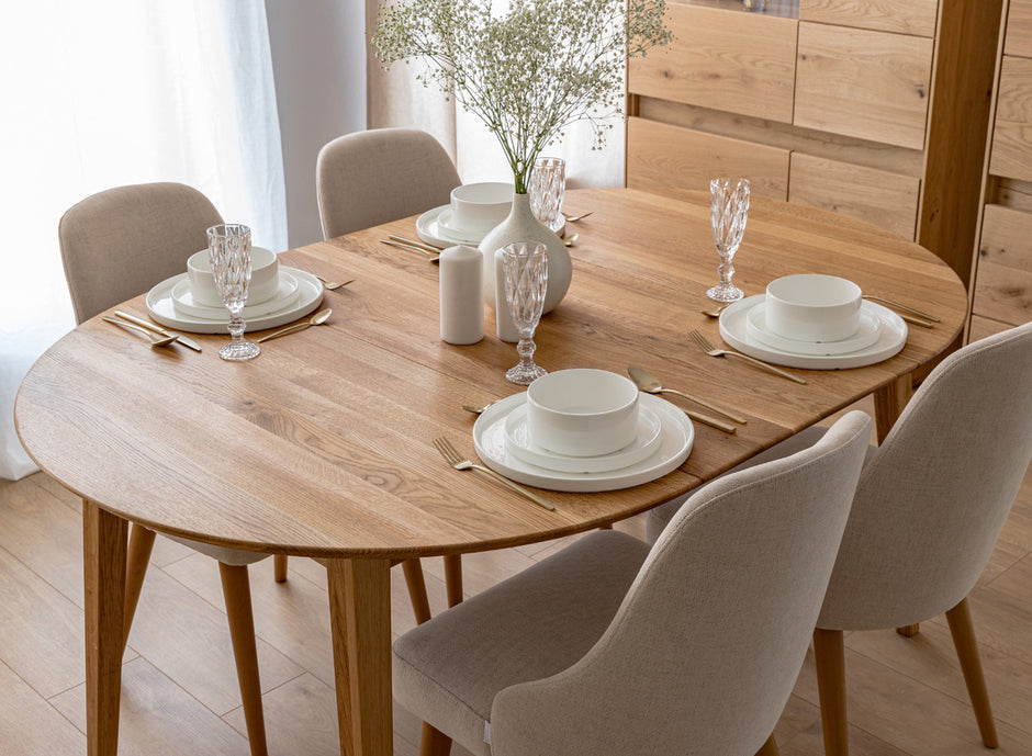 Round oak table 110 cm to 160 cm extendable Orbetello